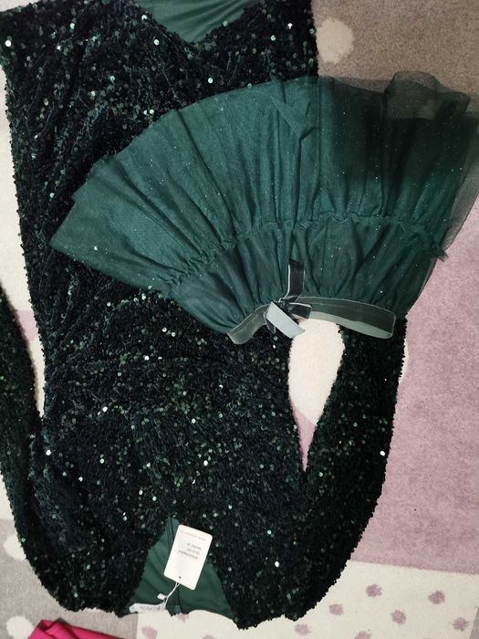Rochie paiete verde și fusta 3 5 ani