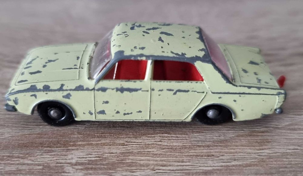Se vinde machetă matchbox Ford corsair