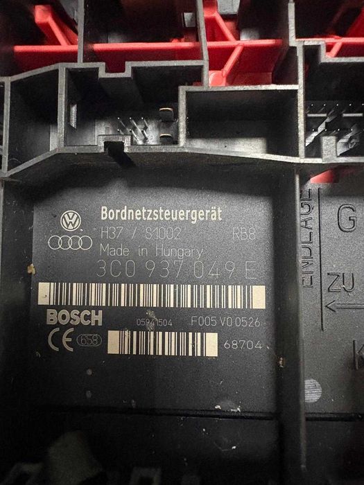 Modul de confort Volkswagen Golf  V 1K1 2003 - 2009 TDI 16V BKD VAG 3C0937049E