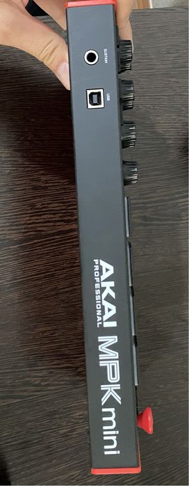 Миди клавиатура akai mpk mini mk2