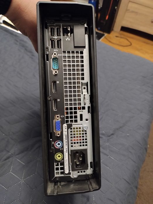 PC Desktop Dell OptiPlex 7010 USFF – Compact și Fiabil