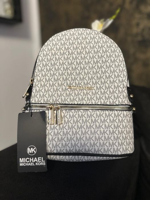 Rucsac Michael Kors diferite culori