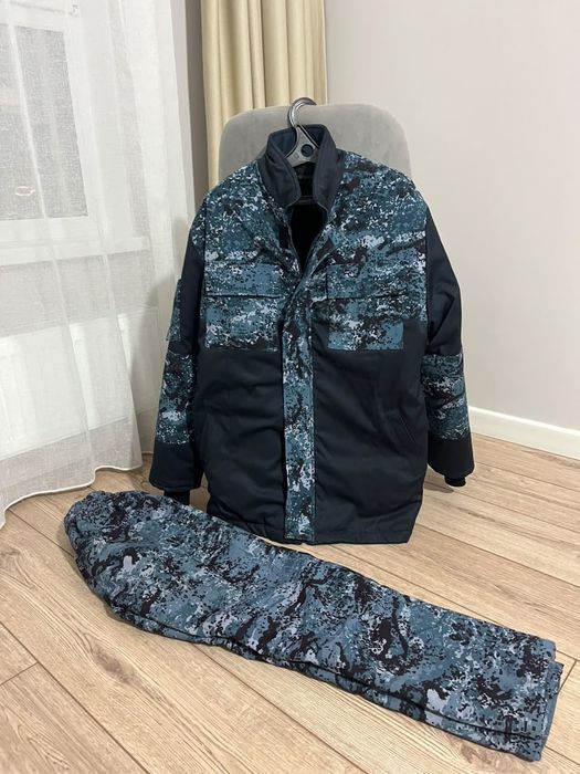 Продам зимнюю куртку