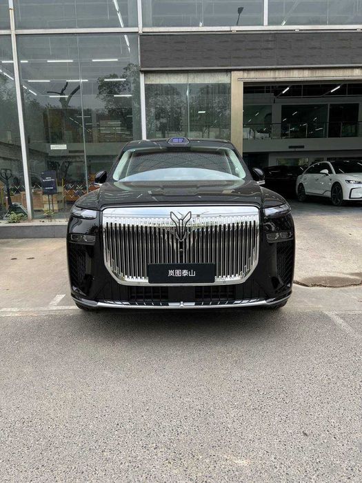 VOYAH Taishan конкурент Li9 и ZEEKR 9X