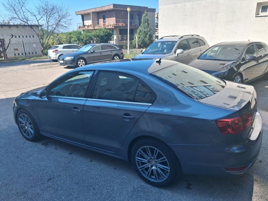 Vw jetta 2012 1.6 TDI BLUMOTION