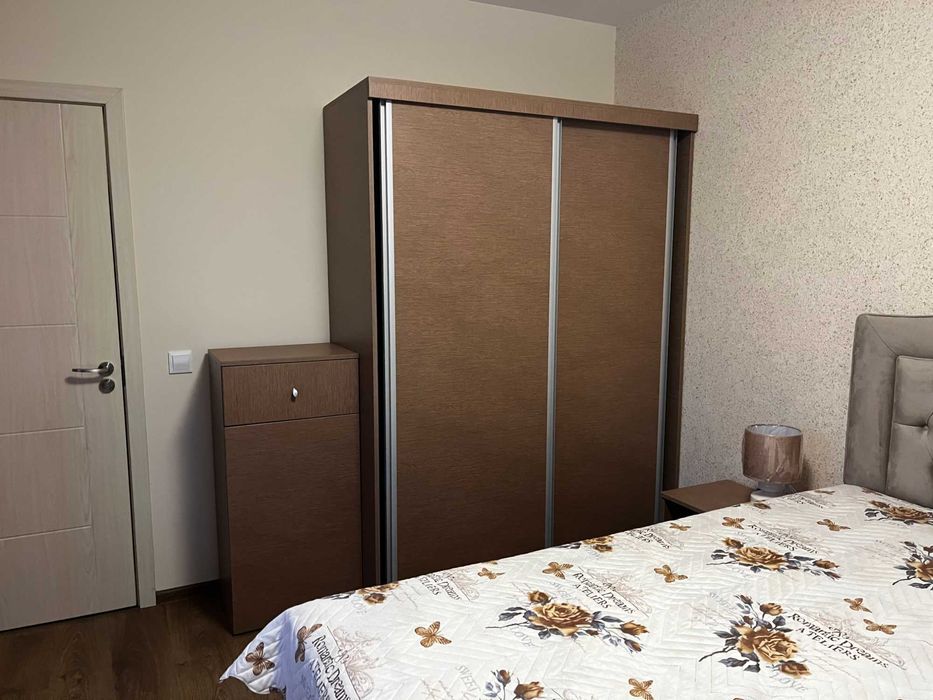 Дава се под наем Двустаен апартамент в Бургас, Лазур - 50 кв.м за 459 € - Снимка #4