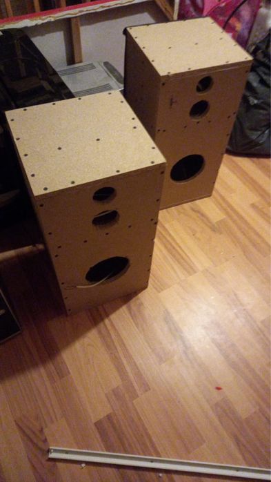 Vand 2 incinte boxe