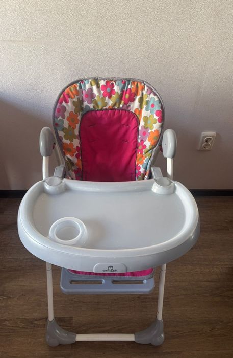 Продам стульчик  для кормления девочки