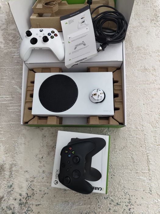 Xbox series s 512gb абсолютно новый