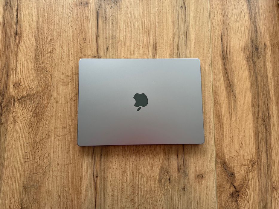 MacBook Pro 14" M1 PRO 8-CPU, 14-GPU, 16GB RAM, 512GB SSD