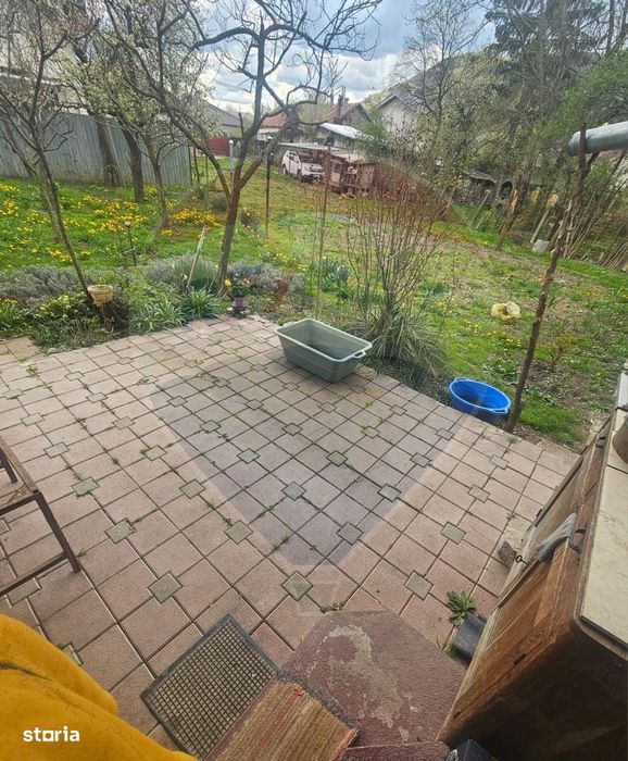 Casă / Vilă 5 camere, curte amenajată, mutare imediata