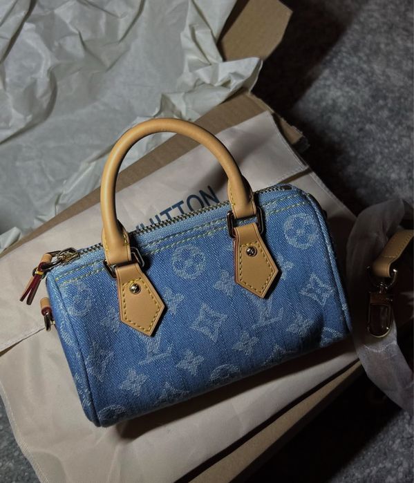 Geanta Louis Vuitton Speedy denim cu piele naturala pe stoc