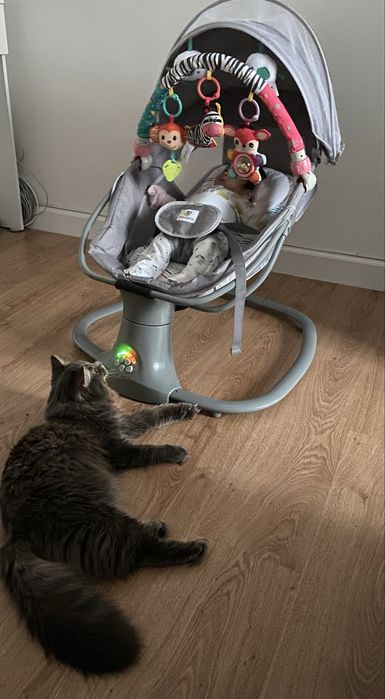 Продам электро-качелю шезлонг