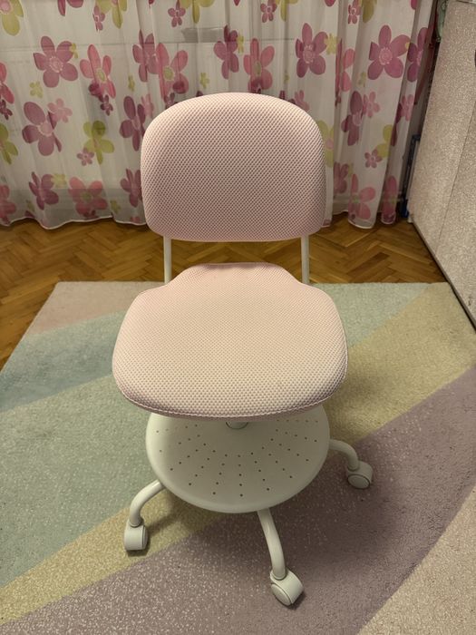 Scaun birou copii IKEA, ergonomic, stare foarta buna