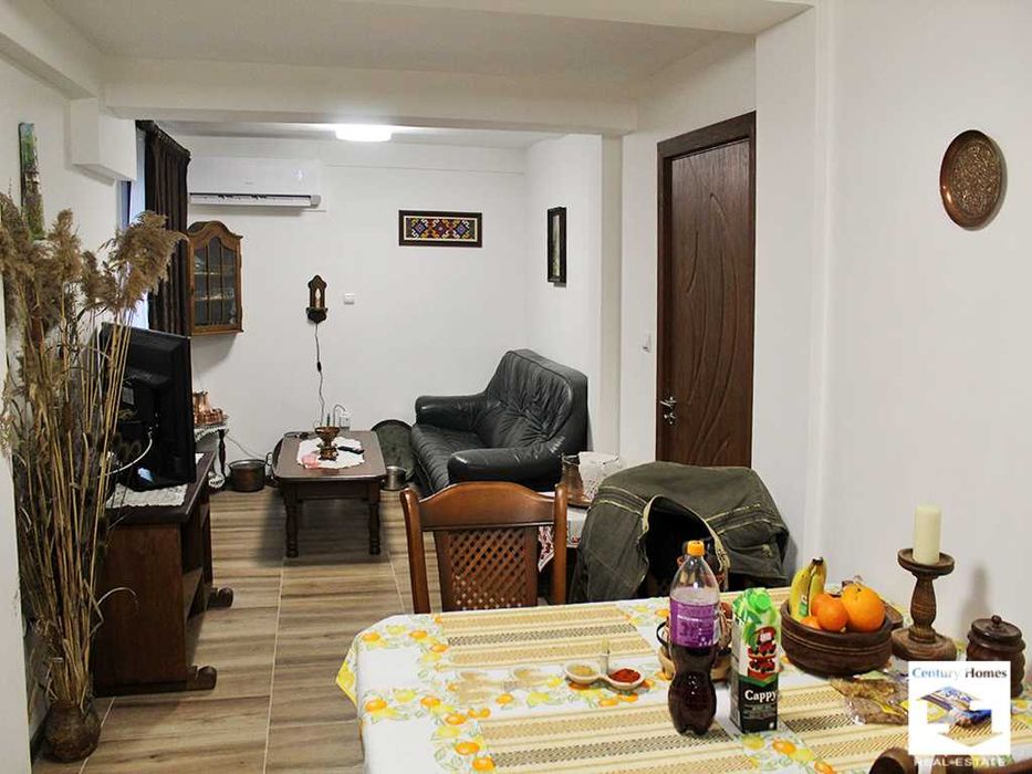 Продава се Многостаен апартамент в Велико Търново, Център - 149 кв.м за 1209 €/кв.м - Снимка #2