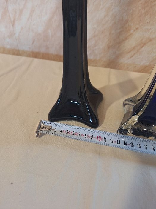 Два броя немски вази