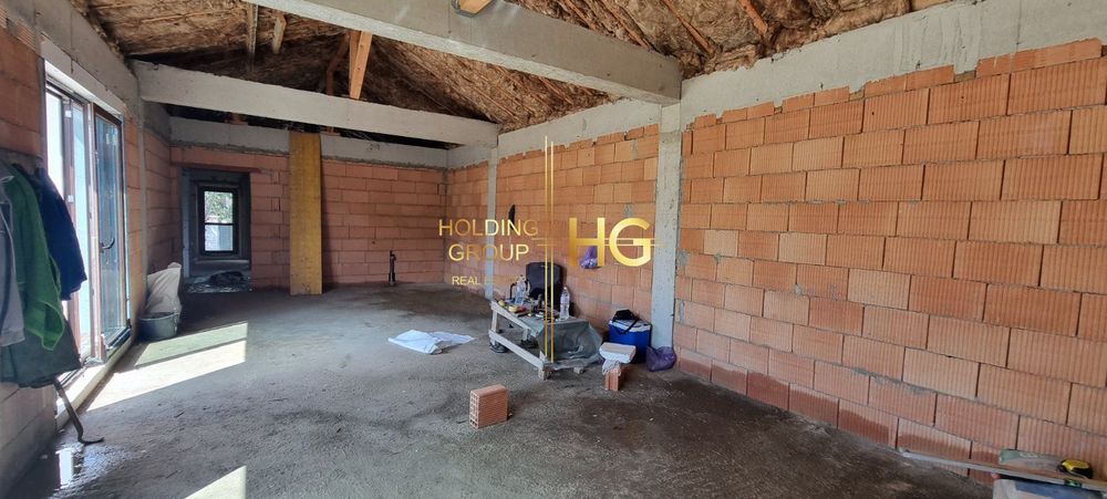 Продава се Къща в с. Звездица, Област Варна - 150 кв.м за 2234 €/кв.м - Снимка #3