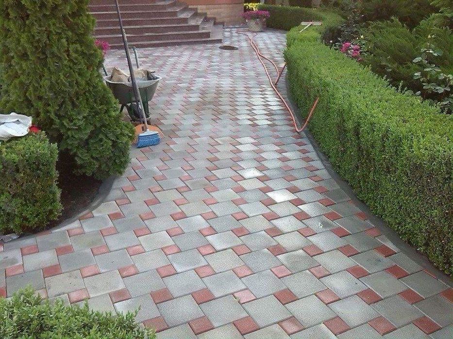 Pavaj, pavele modele antiderapante pentru gradina. Montaj