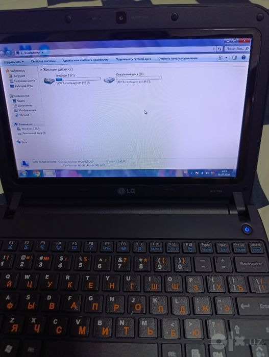 Netbook LG глянцевый