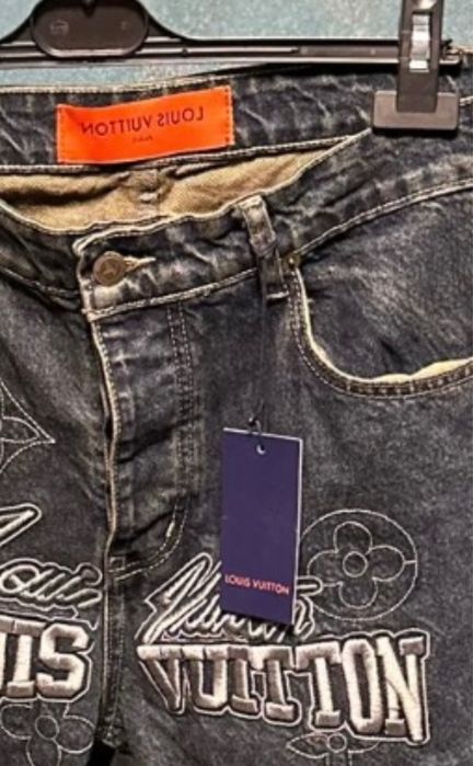 Blugi Louis Vuitton - cu factura!