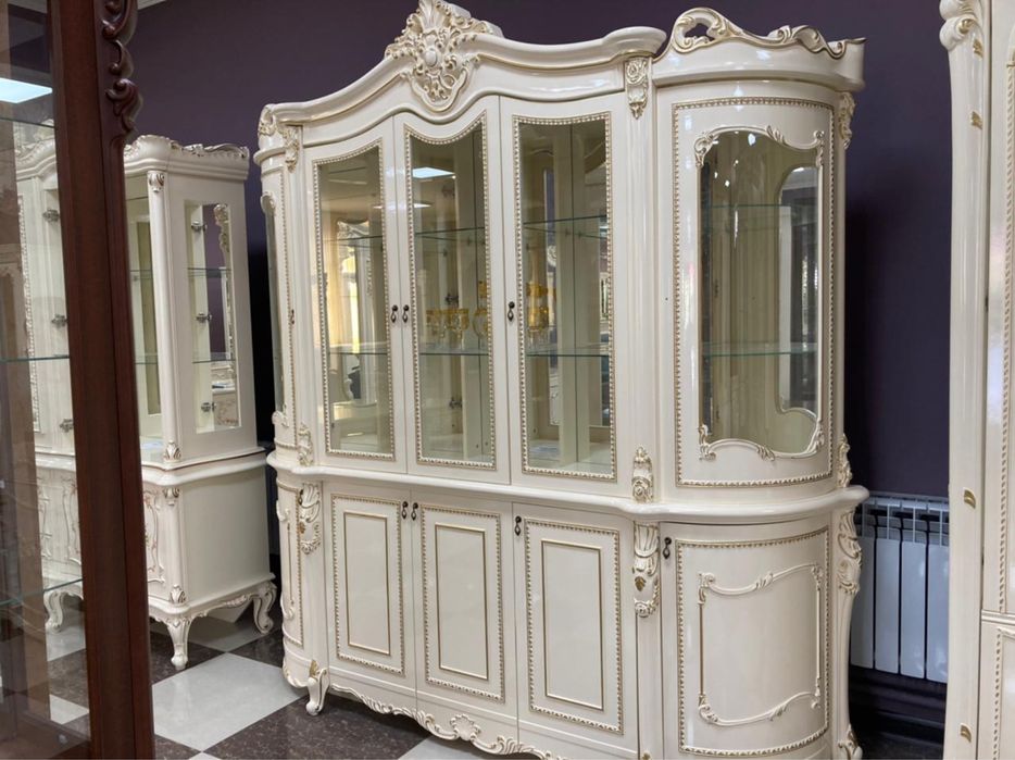 Мебель для гостиной сервант,витрина,тв группа