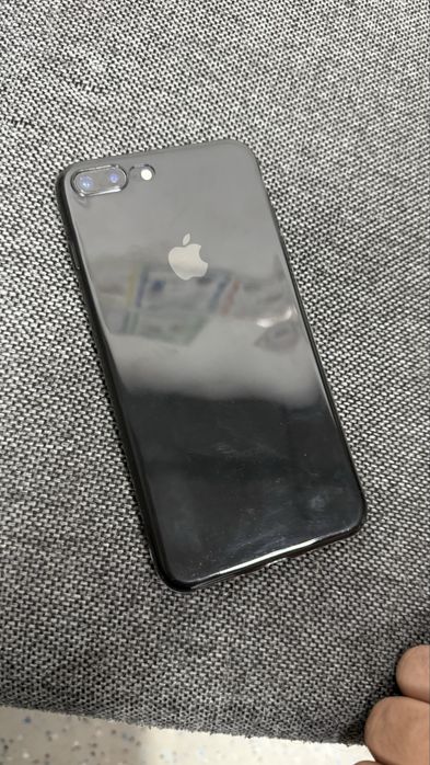 Apple iPhone 8 plus