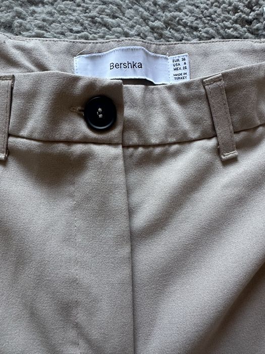 Дамски панталони Bershka и Zara