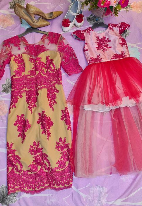 Set rochii mama fiica fucsia dantela trena