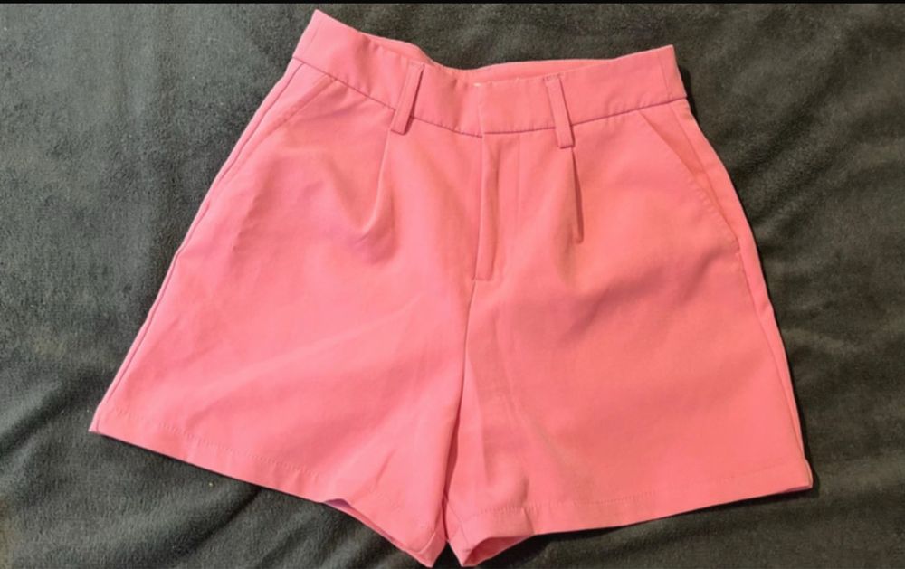 Pantalni scurti eleganti