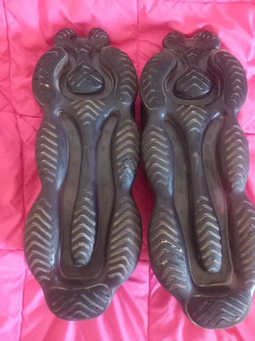 Nike air max Scorpion noi!