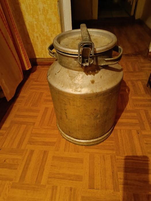 Фляги алюминиевые, кострюля, бидон