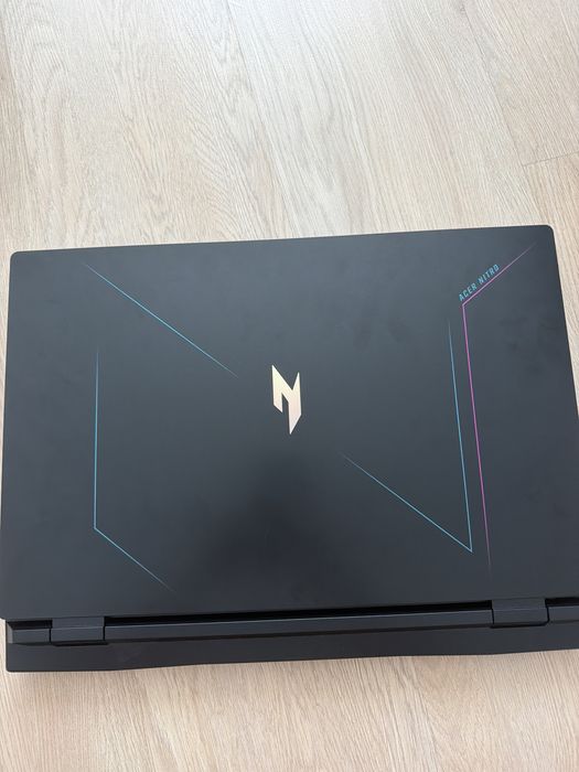 Лаптоп. Acer Nitro 17 – i7-13620H / RTX 4060 / 32GB RAM / 1TB SSD