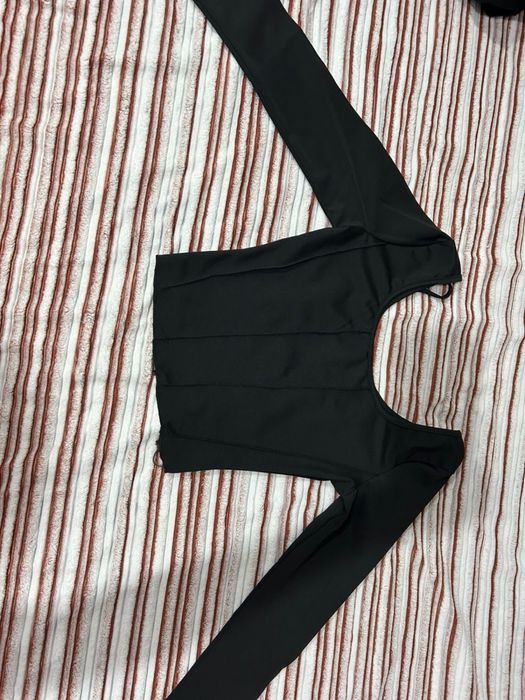 Продам сатамын киімдер.