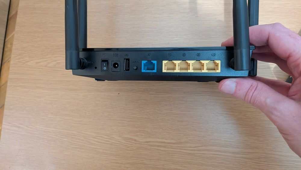 Router Asus RT-Ac59U