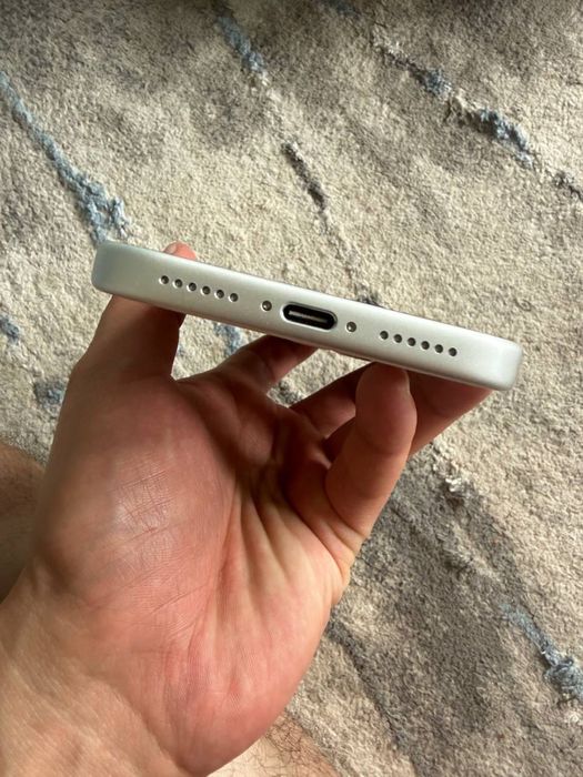 Srochniy iphone 17 pro max sotiladi