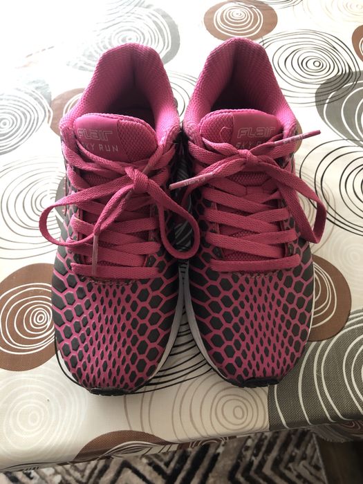 Оригинални маратонки Flair 35номер
