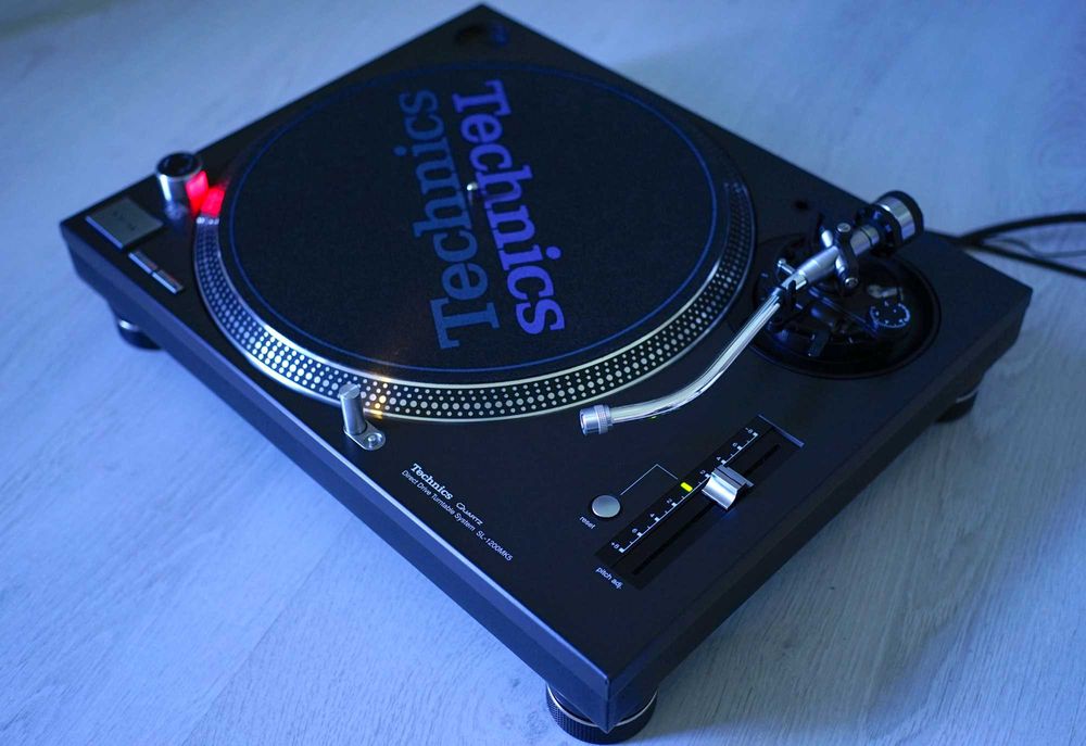 Technics SL 1200 MK5 pick-up made in Japan 1210 Cluj-Napoca • OLX.ro