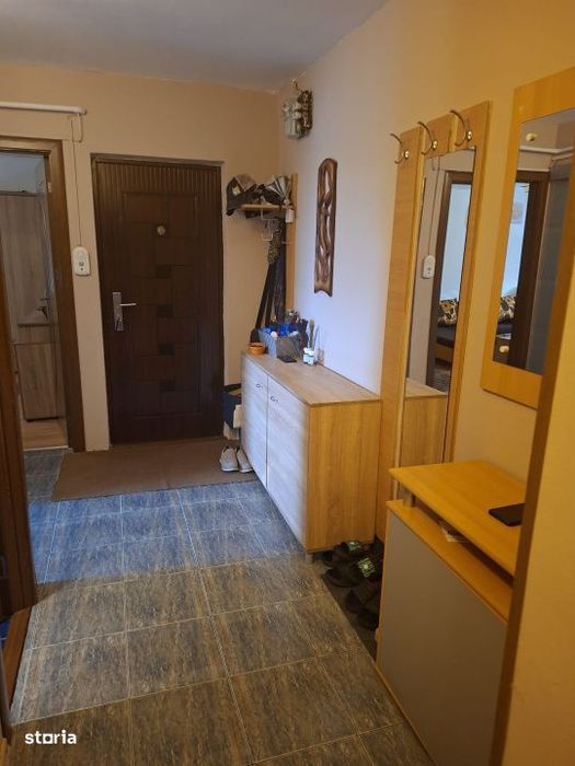 Apartament 3 camere, 72.52 mp, zona Craiovita Noua