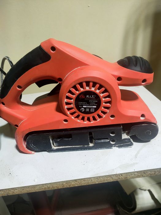 Продам лентачную машинку