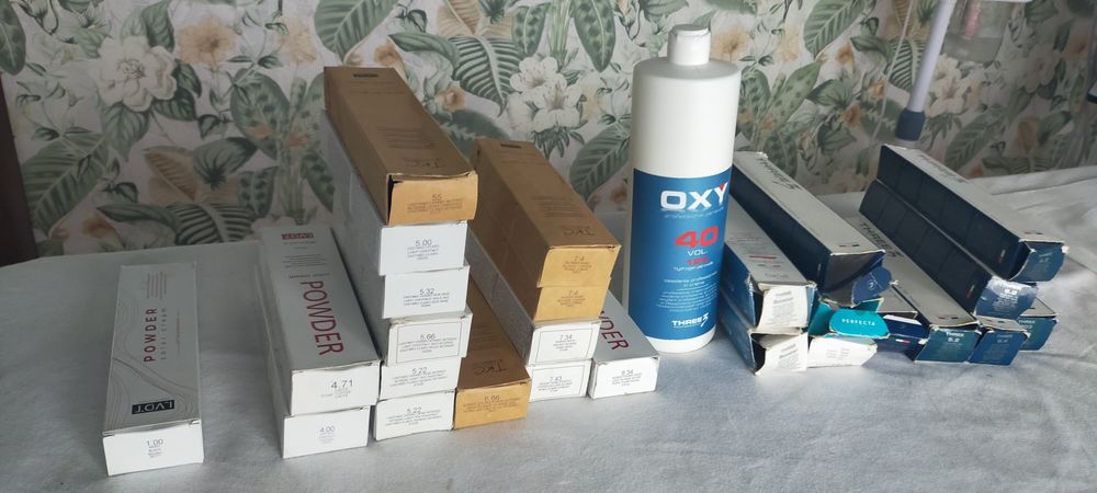 Vand Vopsele par+ soluții combina cosmetica