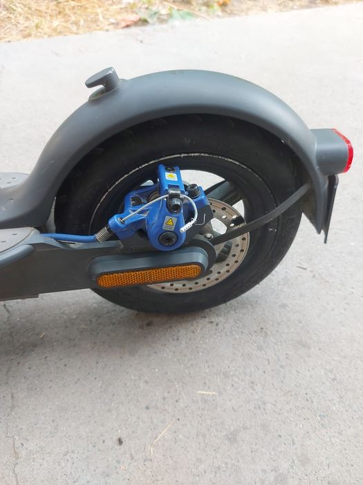 Электросамокат Xiaomi  Mi electric  scooter  3