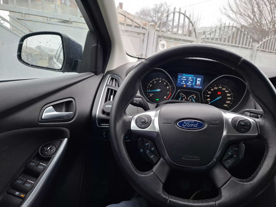 Ford focus mk3 1.6 benzina