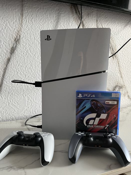 Игровая приставка PS5