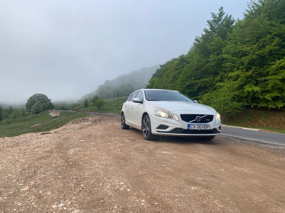 Volvo V60 Volvo V60 R-Design