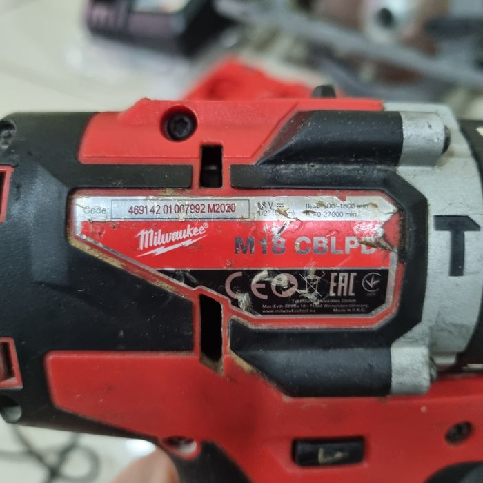 Diverse scule aduse de afara  si drujba 345