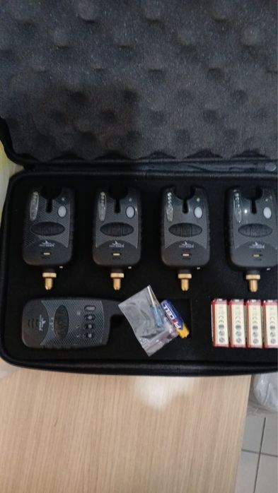 Set avertizori nou east shark 4+1