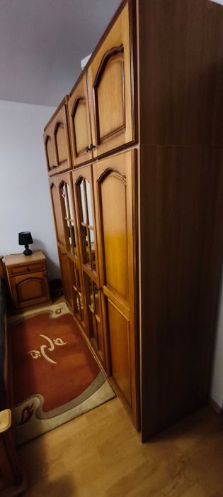 Mobilier dormitor fete lemn masiv .