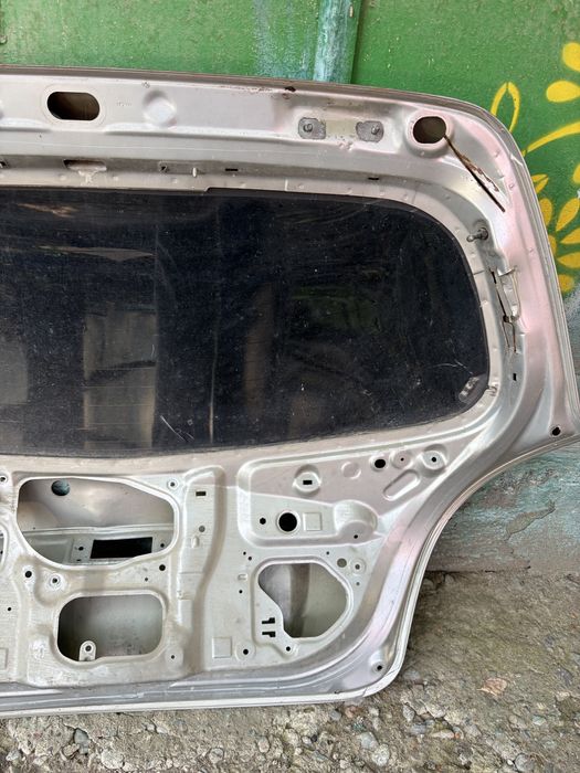 Крышка Nissan Almera