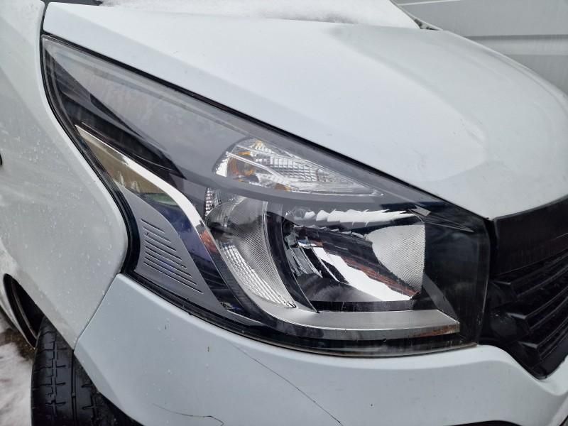 Aripa spate stanga Renault Trafic 3