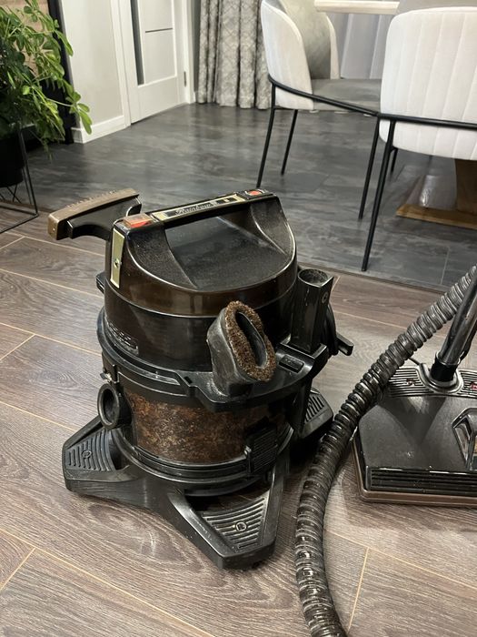 Прахосмукачка Rainbow